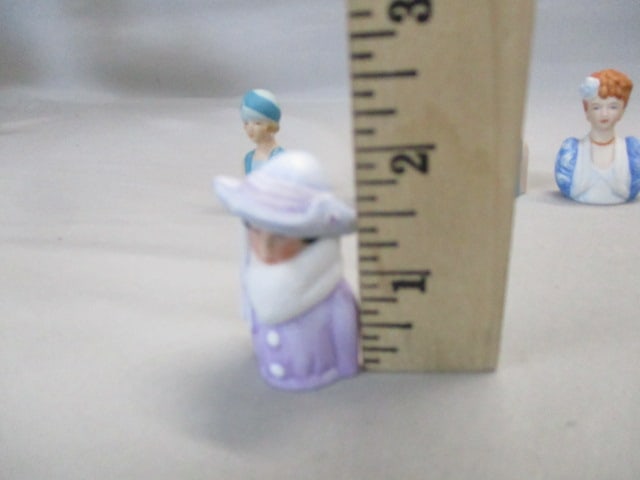 10 Porcelain Lady Head Thimbles By Avon American Fashion - 7