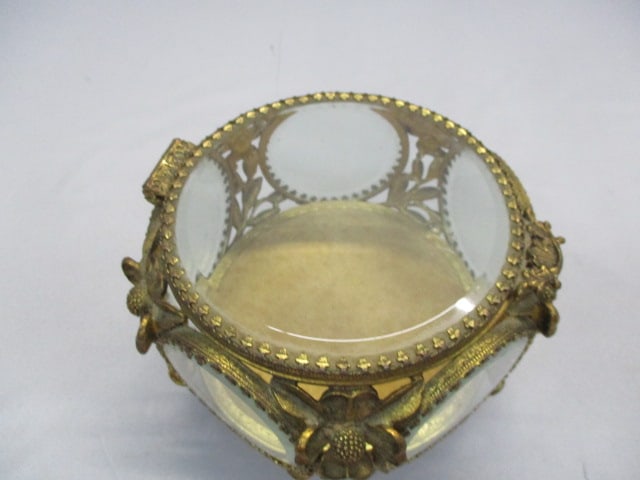 Vintage Vanity Set Mirror Tray, Brush, Comb & Hand Mirror - 11