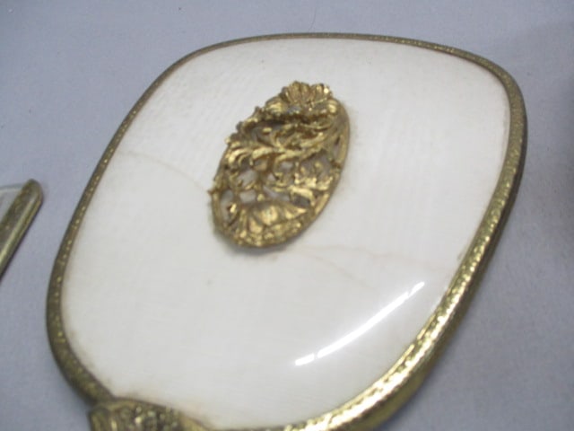 Vintage Vanity Set Mirror Tray, Brush, Comb & Hand Mirror - 7