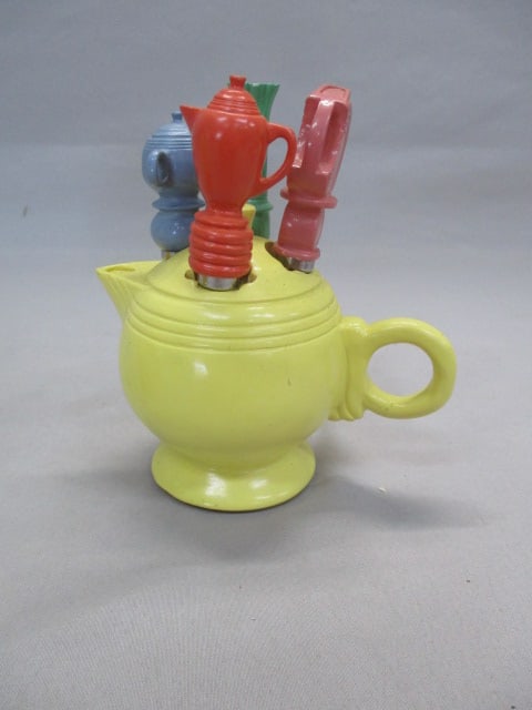 Fiesta Teapot Cheese Spreader Set w/4 Knives: 5.5"