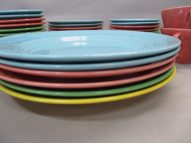 38 Pieces of Vintage Homer Laughlin Dishes - 3