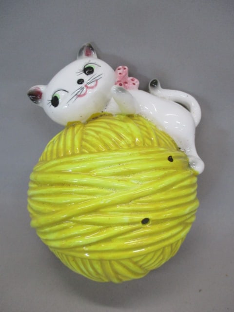 1950's Holt Howard Cozy Kitten String Holder 6": Has Chip on Back - See All Pictures