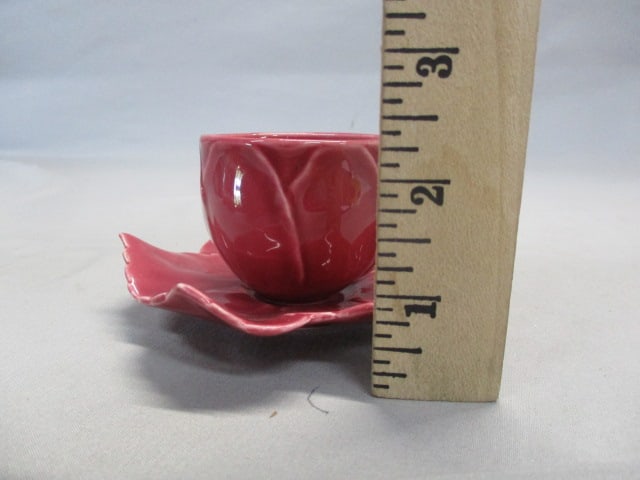 2 Petalware Plates & Teacup and Saucer "Cabbage Leaf" Pattern - 8