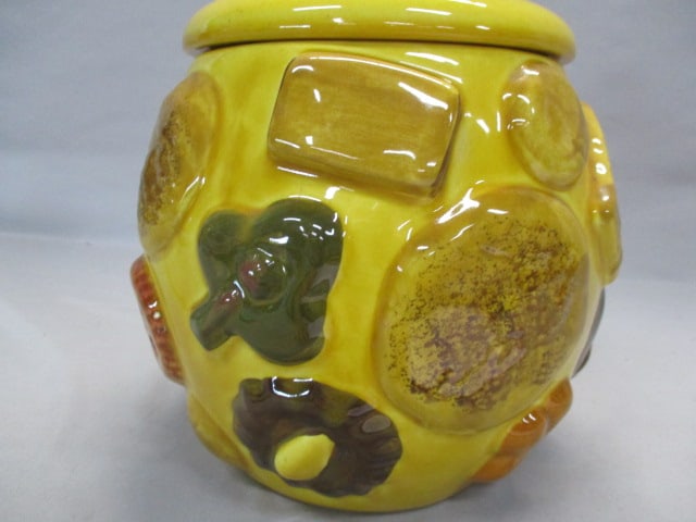 1950's "Cookies All Over" Cookie Jar w/Walnut Handle 10" - 4