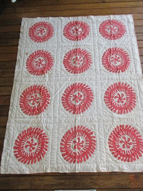 Vintage Southern Handmade Quilt Red & White Pinwheel Applique: on White Cotton Backing 72" x 94"