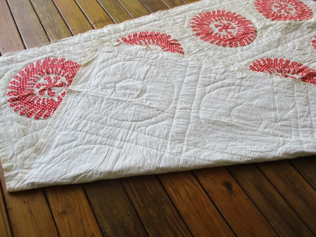 Vintage Southern Handmade Quilt Red & White Pinwheel Applique - 4