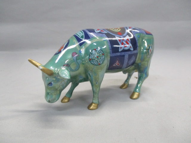 2002 Cow Parade #6001 "Celtic Cow" Figurine (1 of 6)