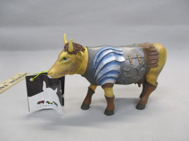 2002 Cow Parade #7249 "Gladiator Cow" Figurine: 6" x 4"