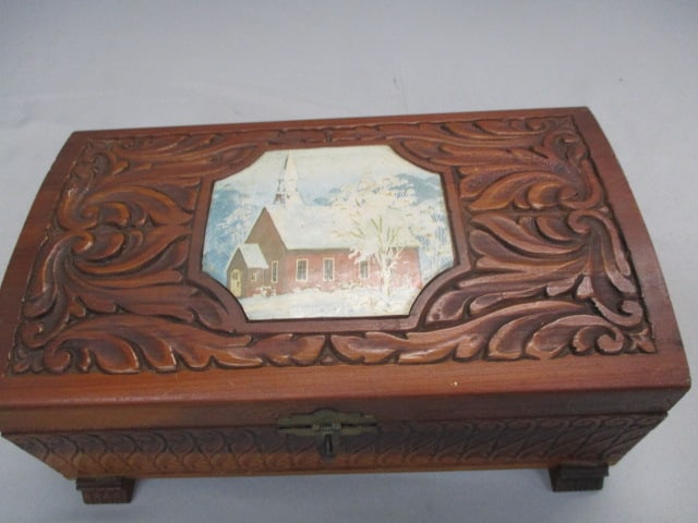 1940's Carved Wooden Trinket/Jewelry Box - 2