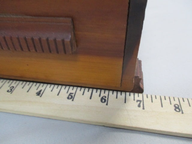 1940's Carved Wooden Trinket/Jewelry Box - 8