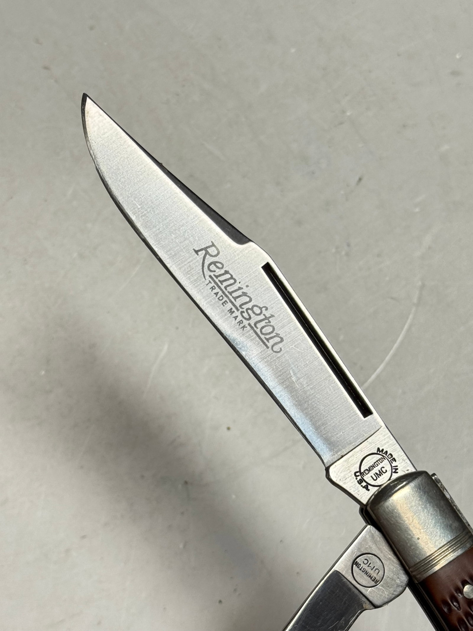 1986 Remington UMC ONE R1263 2-Blade Hunter Bullet Knife in Box - 4