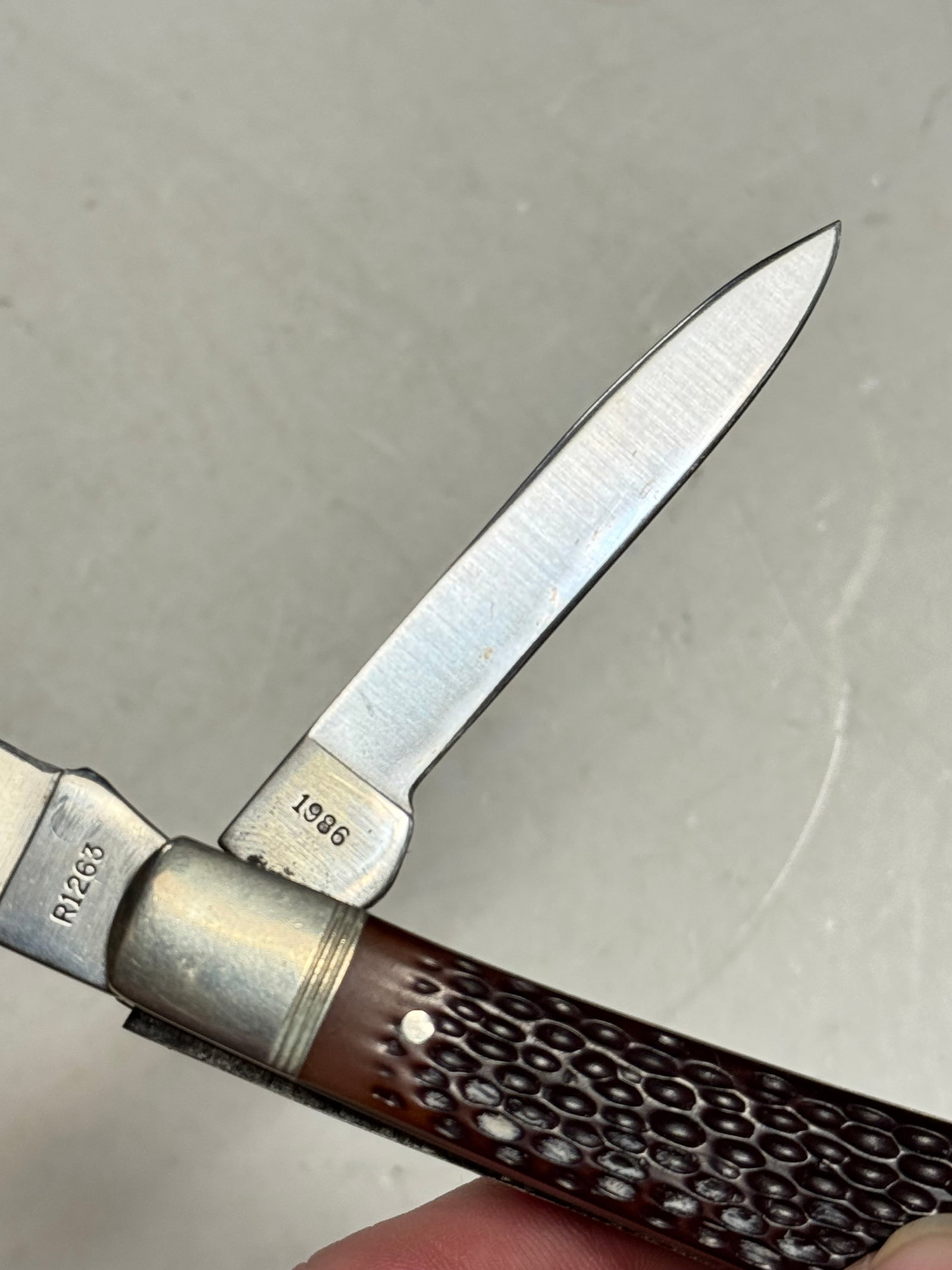 1986 Remington UMC ONE R1263 2-Blade Hunter Bullet Knife in Box - 7