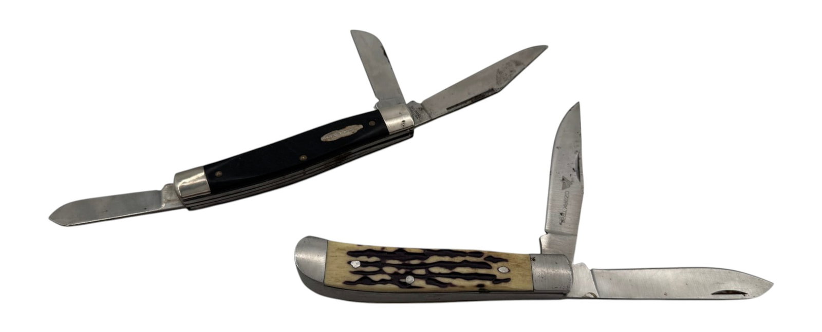 (2) Pocket Knives - Colonial Ranger & Ozark Trail: (1) Colonial Ranger 3-Blade Knife (very good condition), (2) Ozark Trail 2-Blade Knife