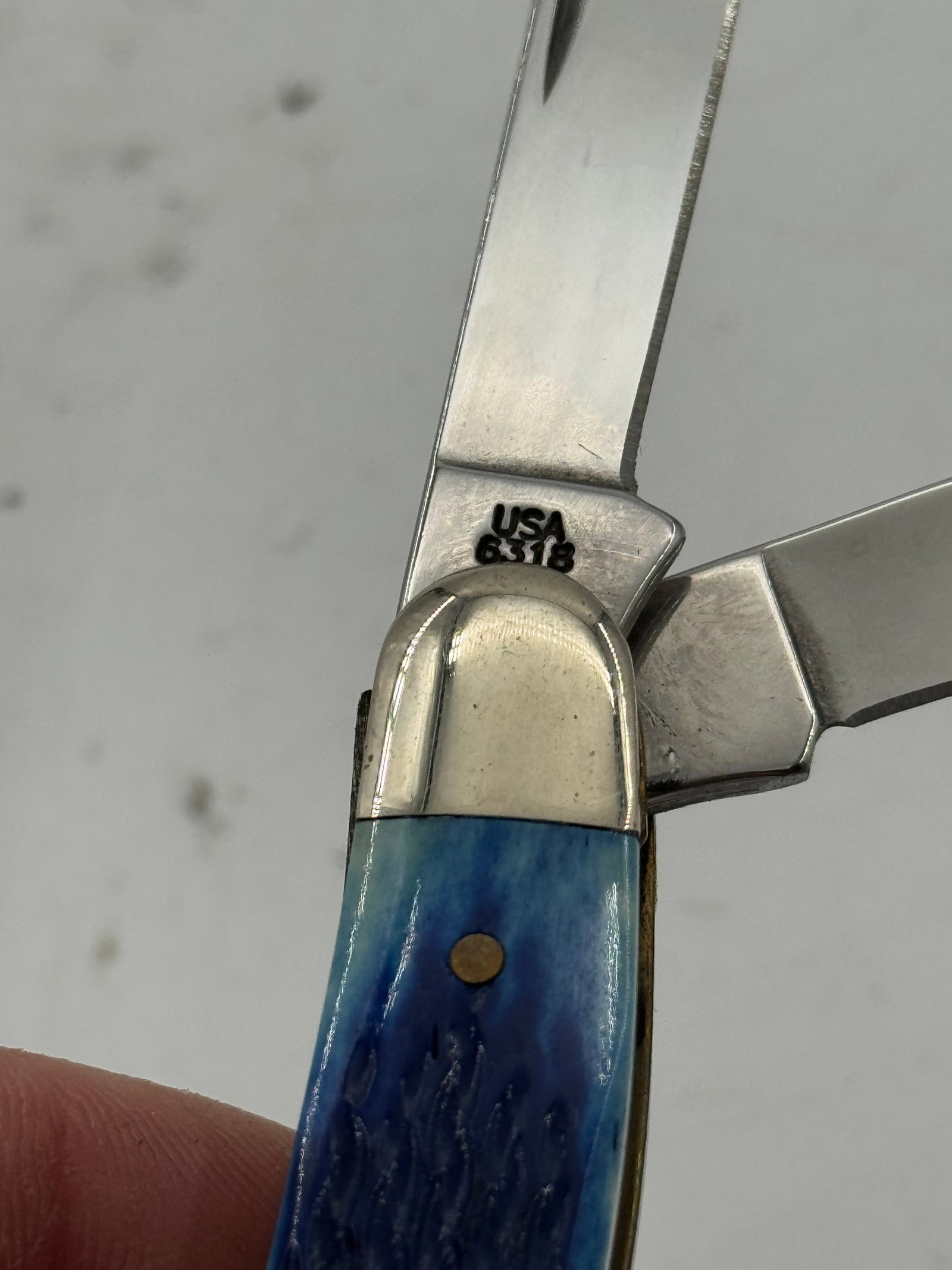 Excellent CASE XX 6318 SS Blue Bone 3-Blade Folding Pocket Knife - 10