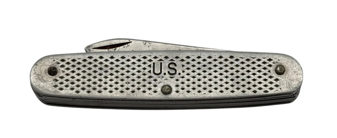 1980 Camillus US Folding 2-Blade Pocket Knife: In okay, used condition