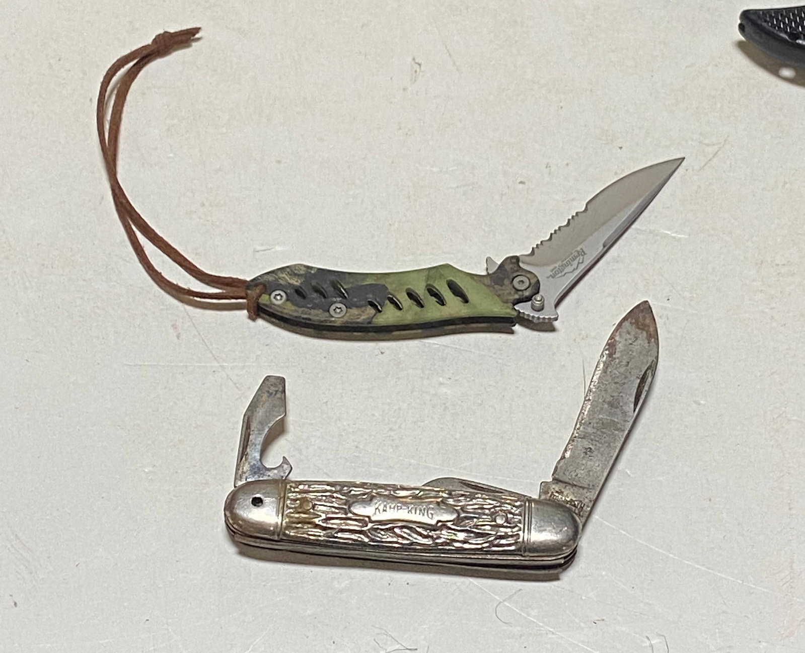 (6) knife lot - 14