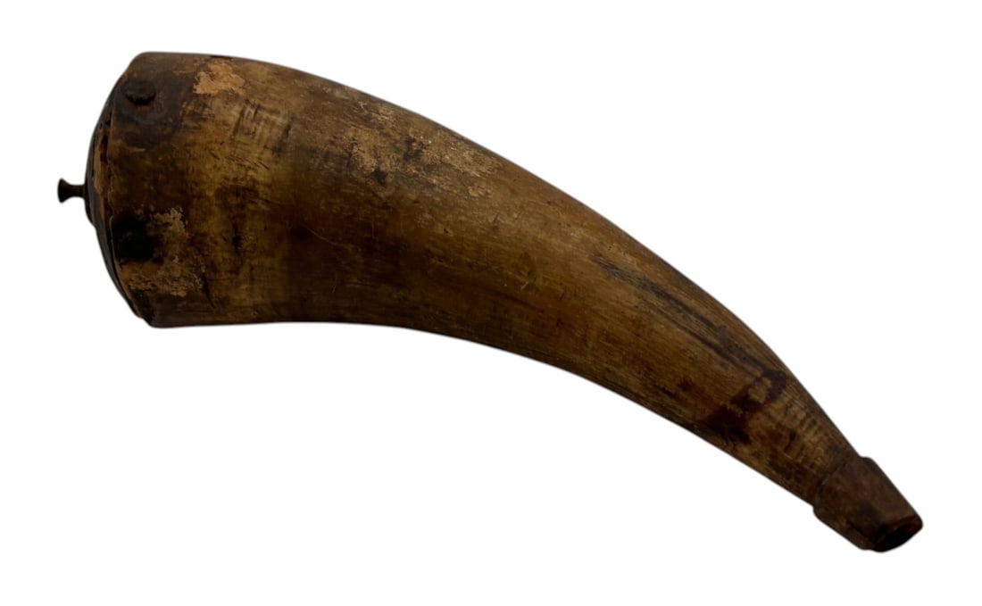 Antique Powder Horn: See photos. Measures 8x2.5