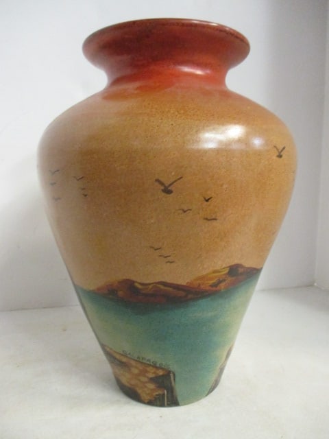 Vintage Handpainted Signed Galapagos Island Penguin Vase - 5