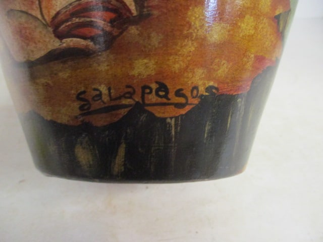 Vintage Handpainted Signed Galapagos Island Penguin Vase - 7