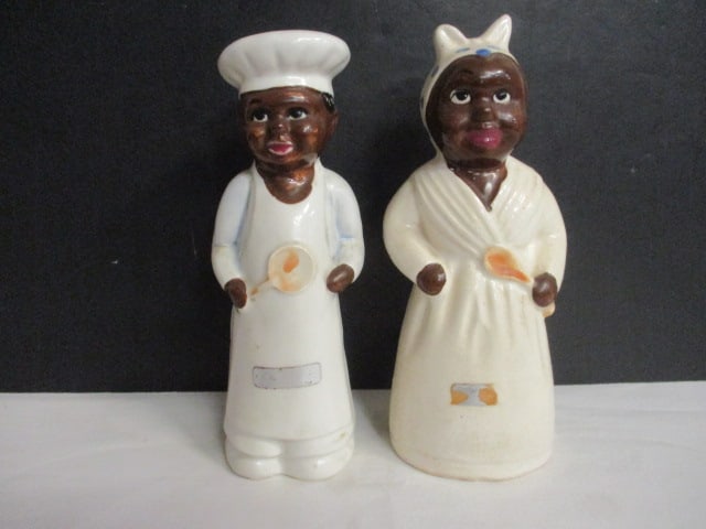 Set of Vintage Orleans Pottery Black Ameriana Mammy and Chef Shakers (1 of 12)