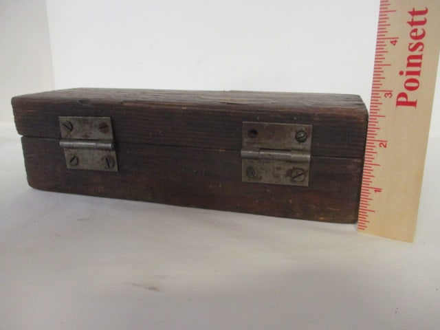 Rapala Fillet Knife and Whetstone in Primitive Wood Box - 11