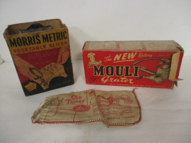 Vintage Kitchen Utensils in Original Boxes (1 of 11)