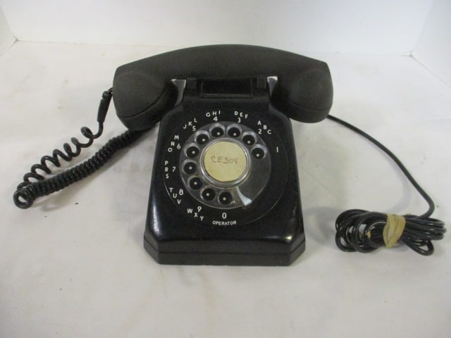 Vintage Stromberg-Carlson Rotary Dial Desk Phone (1 of 6)