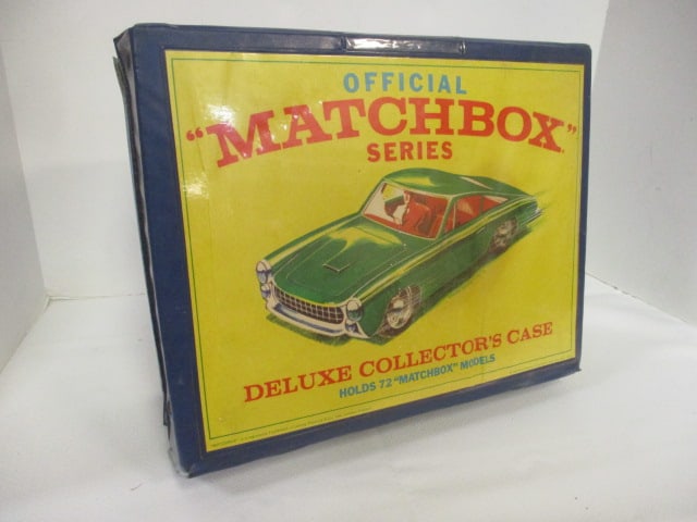 1968 Official "Matchbox" Series Deluxe Collector's Case with Diecast Cars: Holds up to 72 cars, played with condition-see pictures and preview for cars and condition