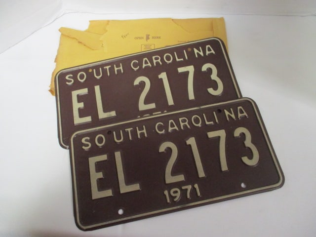 1971 South Carolina Matched Set of Embossed License Plates: Still has mailing envelope
