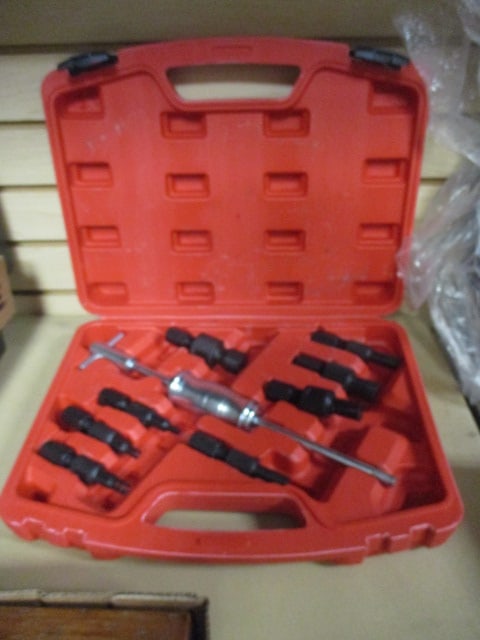 Blind Hole Bearing Puller Set with Slide Hammer in Storage Case: .
