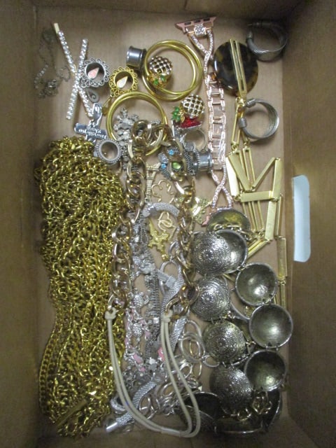 Fashion Jewelry Necklaces, Bracelets, Rings, etc. (1 of 4)