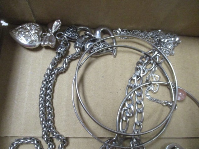 Silver Tone Fashion Jewelry Necklaces and Bracelets - 4