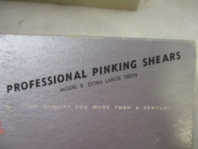 Ginger and Wiss Pinking Shears and Scissors - 16