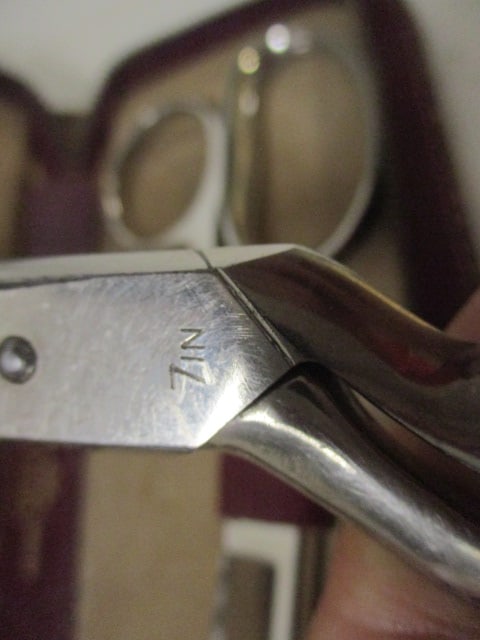 Ginger and Wiss Pinking Shears and Scissors - 4