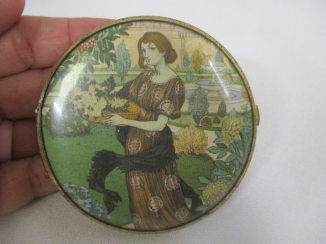 Vintage Mirror Compact with Double Images of Ladies in Garden - 2