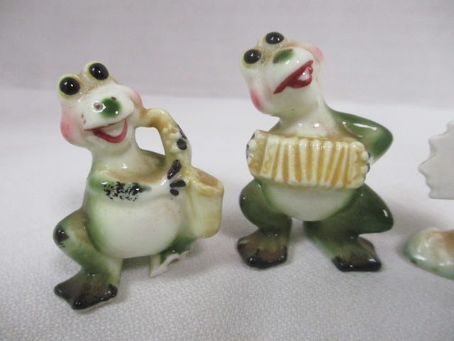 Vintage Bridge Hi Style Bone China Miniature Frog "Rag Time Band" Figurines - 2
