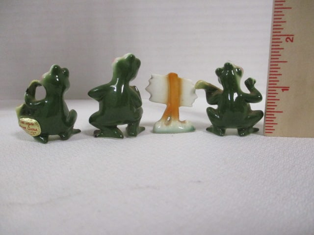 Vintage Bridge Hi Style Bone China Miniature Frog "Rag Time Band" Figurines - 4