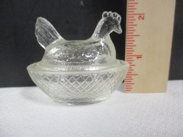Amber Slag Glass "Willy The Musical Fiddler" in Relief Dish and Miniature Clear Glass - 10