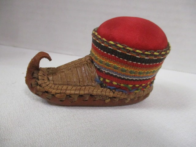 Miniature Native American Indian Woven Basket, Chalkware Papoose Baby and - 9
