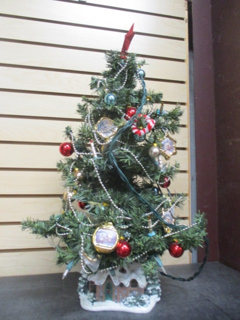2005 Thomas Kincade "Silent Night" Decorated Christmas Tree (1 of 11)