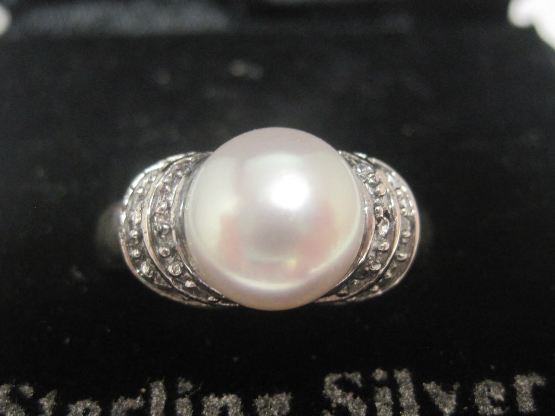 Sterling Silver Pearl Ring - 2