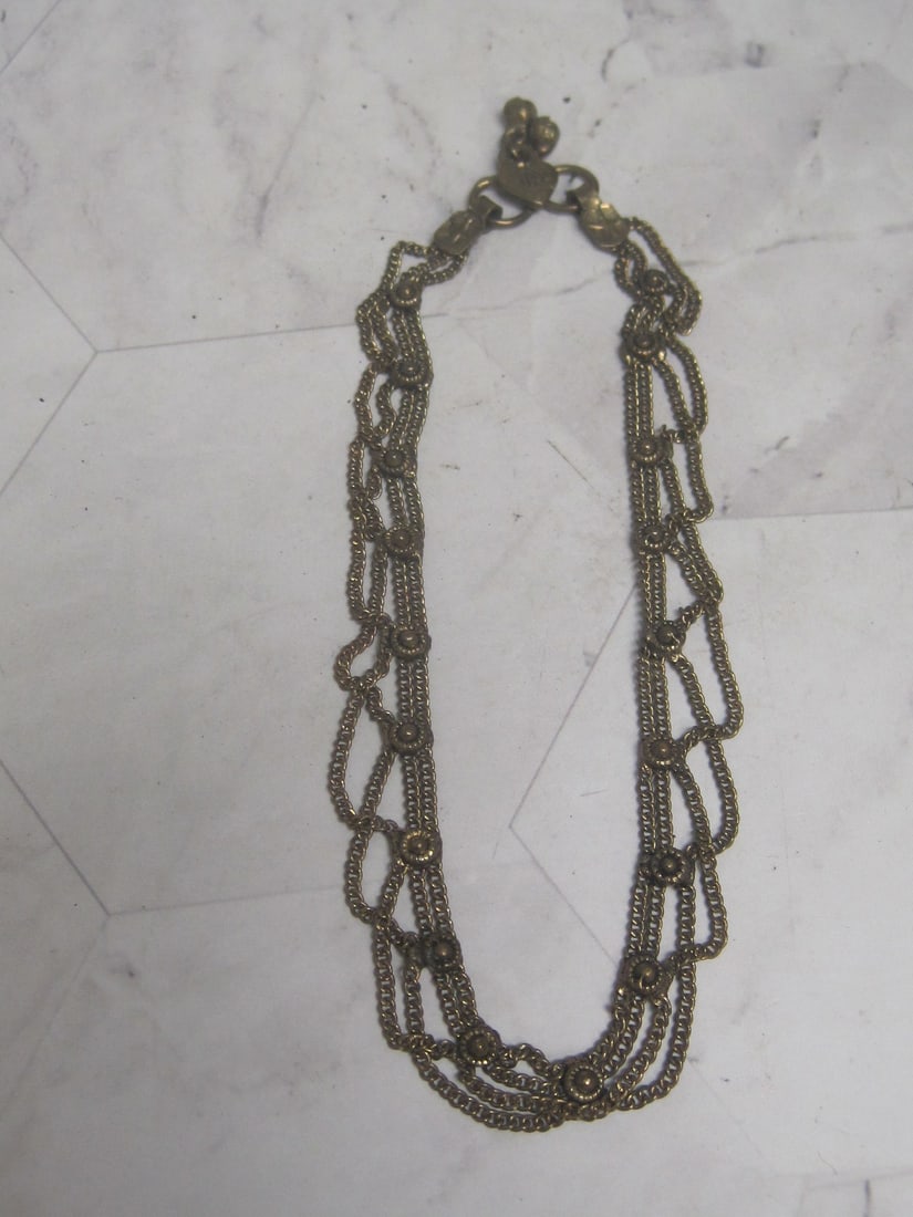 11" Victorian Gold-Filled Bracelet with Heart Locket Clasp: Weighs 11.6 grams