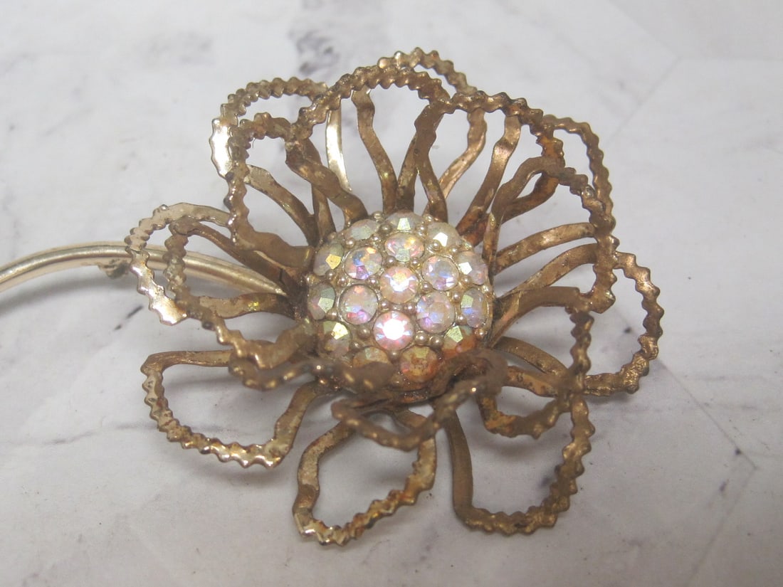Vintage Aurora Borealis Flower Brooch - 2