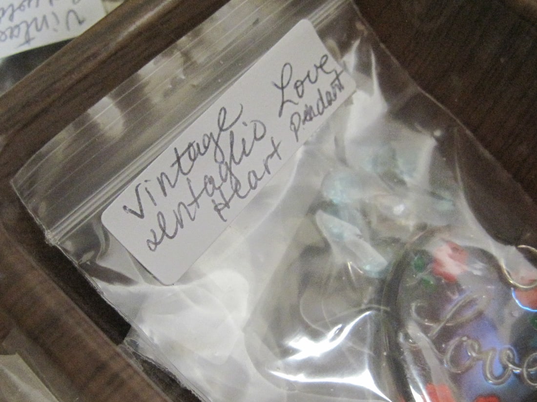 Estate Lot of Jewelry - 10