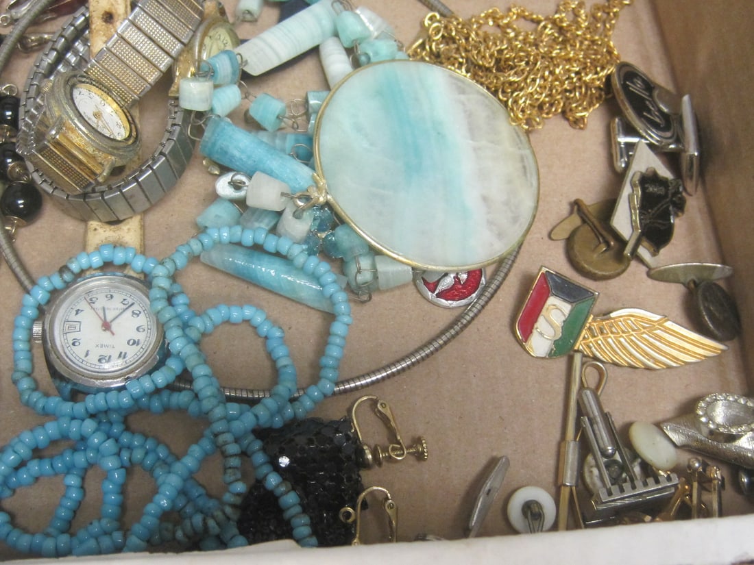 Estate Lot of Jewelry - 6