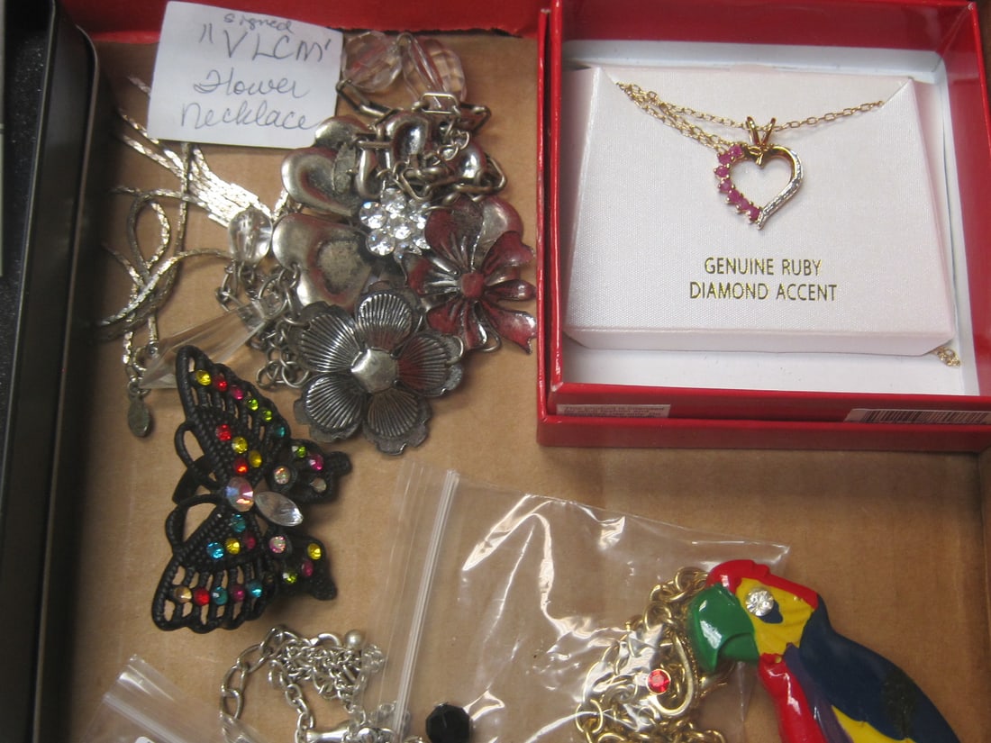 Estate Lot of Jewelry - 3