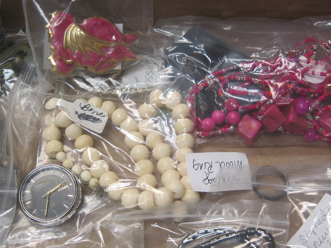 Estate Lot of Jewelry - 3