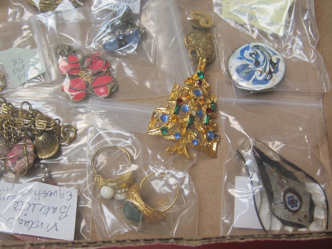 Estate Lot of Jewelry - 5
