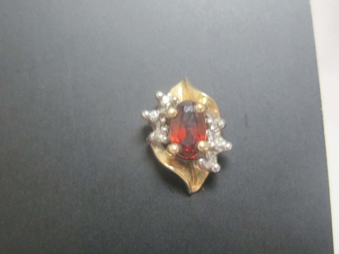 10k Gold Garnet & Diamond Earrings - 3