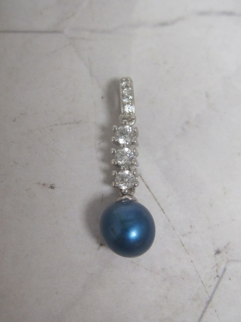 Sterling Silver CZ & Blue Pearl Slide: Weighs 1.2 grams